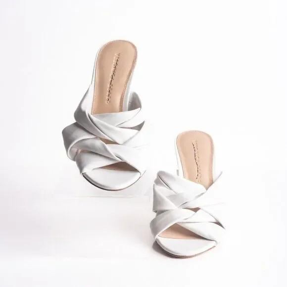 Veronica Beard Womens Alin Woven Heels Sandals White Leather Mules 6 EU 36
